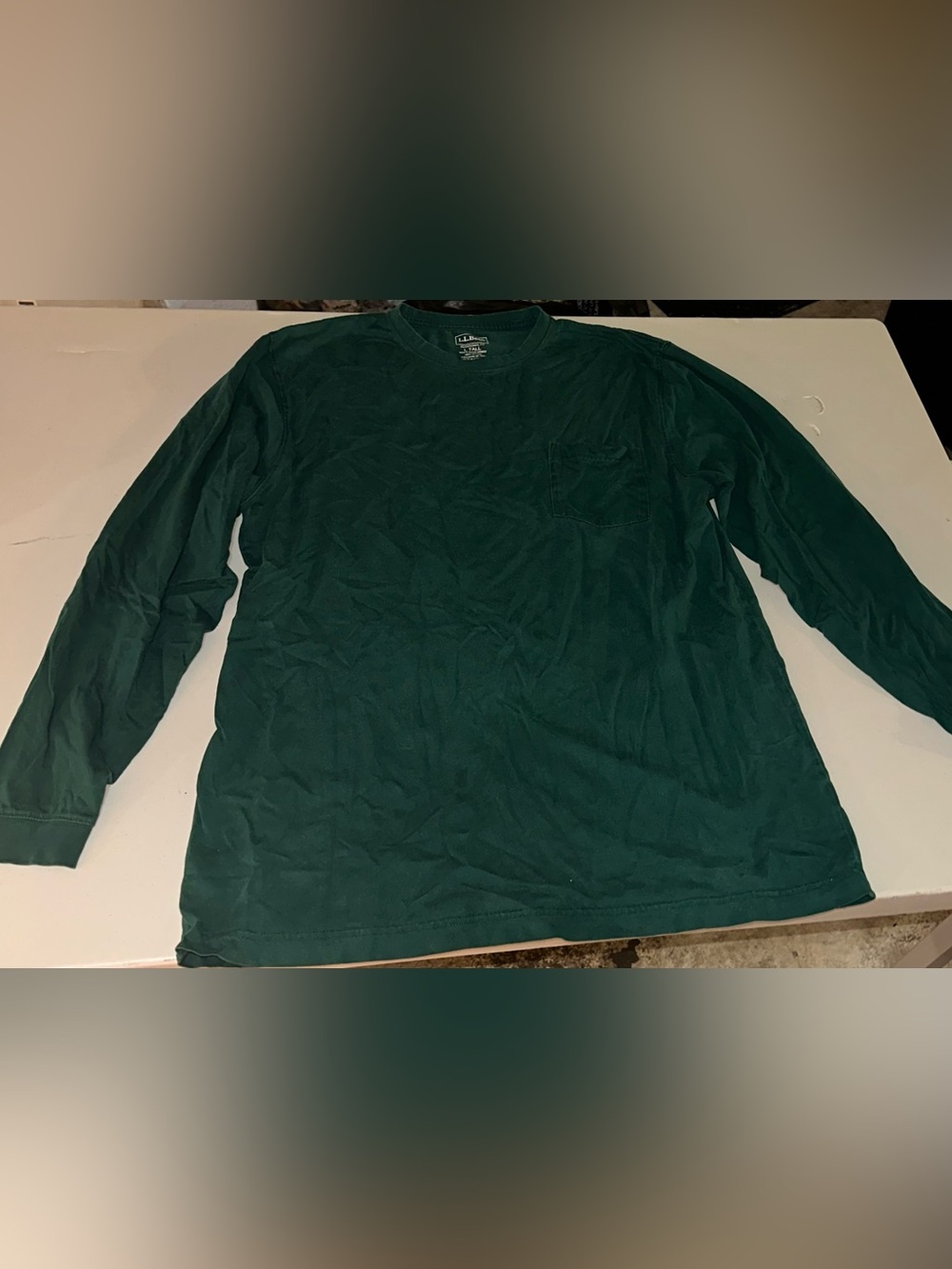 L.L. Bean Men's Dark Green Pocket Short Sleeve Tee 100% Cotton